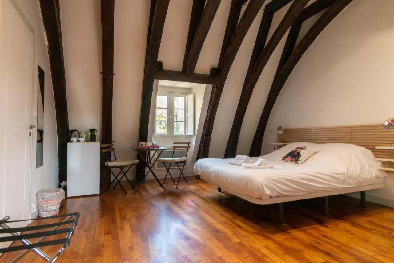 Les Chambres Du "Coup De Coeur De Sarlat" Экстерьер фото